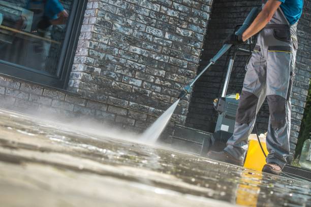 Best Pool Deck Cleaning  in Freeport, FL